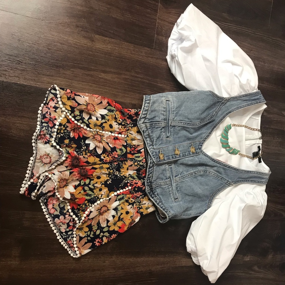 🔴SOLD🔴 Jean Vest